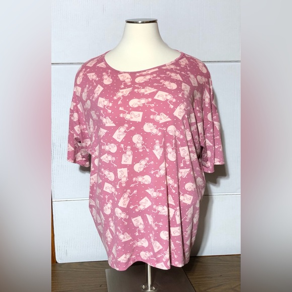 LuLaRoe Disney 3x pink top covered with Kermit the frog! 28L front 33L back - Picture 1 of 9